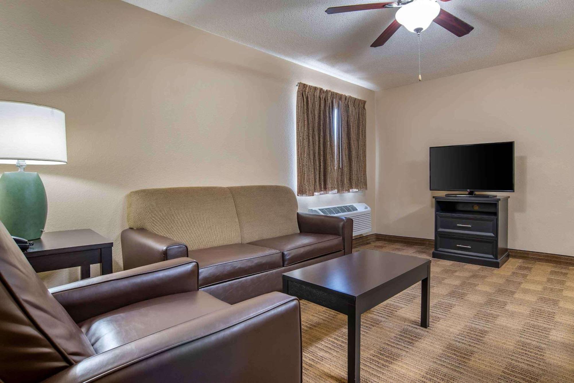 Extended Stay America Suites - Cleveland - Middleburg Heights Zewnętrze zdjęcie